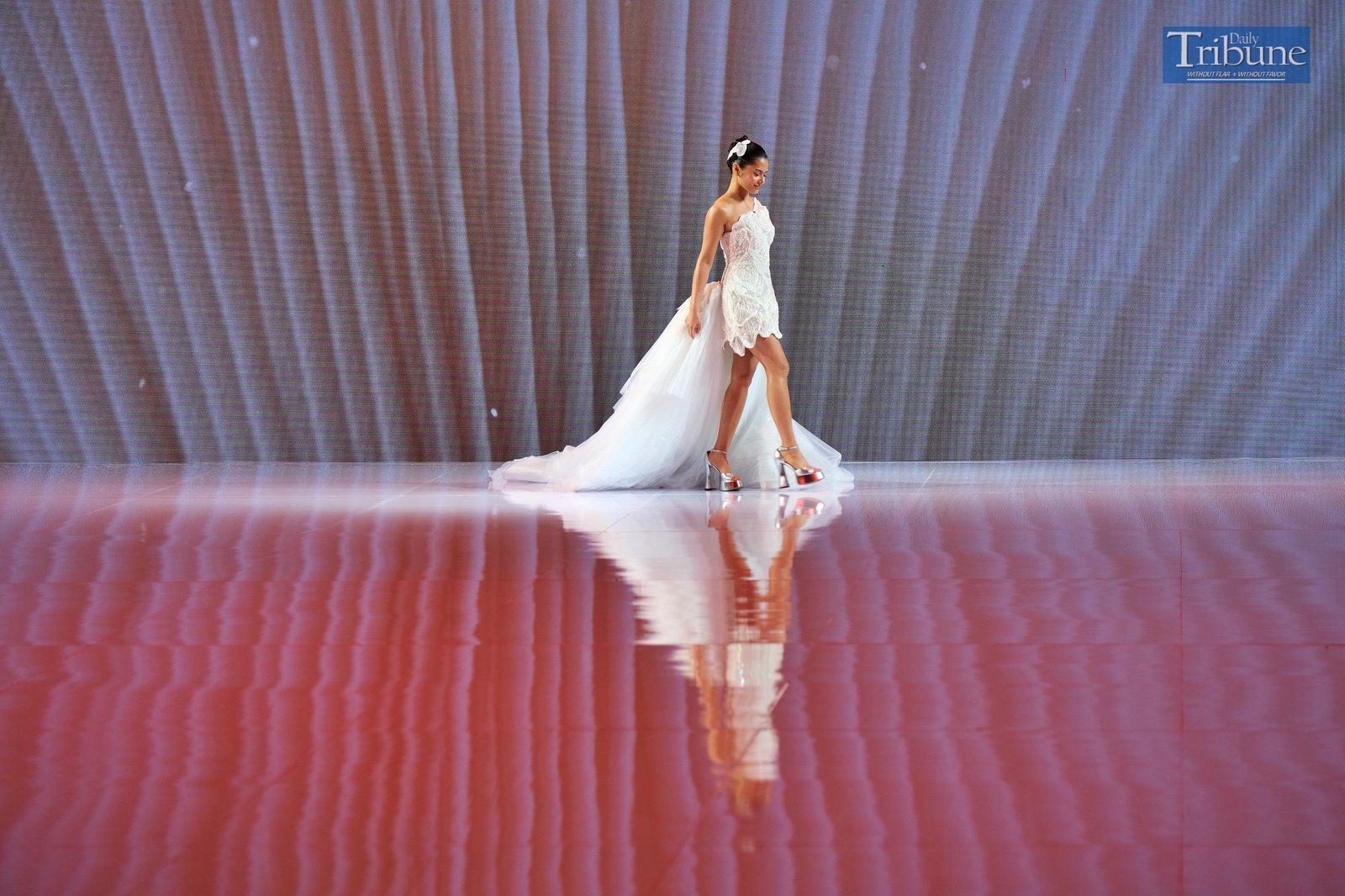TRIBUNE-BRIDALFAIR